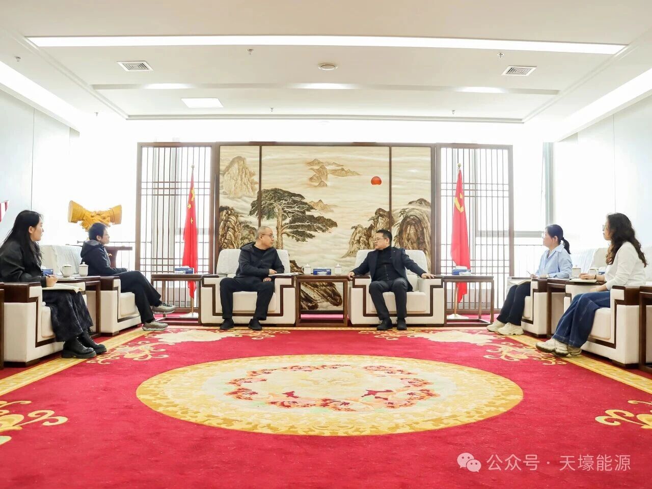 山西转型综改示范区学府园区领导莅临天壕能源考察交流